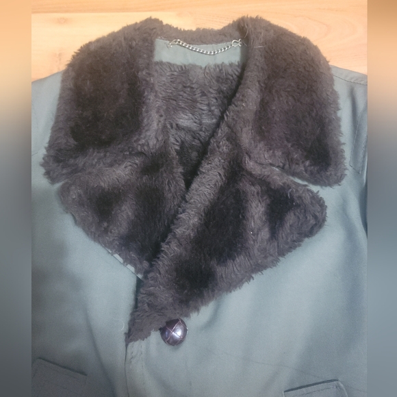 Faux fur lined olive Green Jacket/coat - Picture 2 of 4
